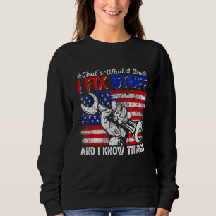 Usa Flag Det är Vad Jag Gör Jag Fixar Saker Och Ja T Shirt