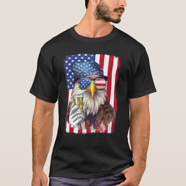 USA Flag Patriotic Eagle Sunglasses 4th Of July Be T Shirt (Framsida)