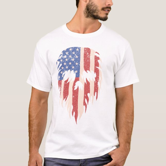 USA Flag Skull Beard | Distressed Patriotic Design T Shirt (Framsida)
