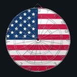 USA flagga Darttavla<br><div class="desc">Fira det amerikanska pridet med denna USA flagga Stone Magnet som har en naturlig sten yta och som är försedd med det klassiska röda, vita och blå stars och stripes. Perfekt för att dekorera kylskåp, kontorsbord eller magnetiskt yta, den här hållbara magneten tillför en liten bit av strålande patriotism till...</div>