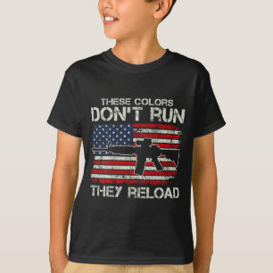 Usa Flagga Färger Bleknar Inte De Laddar Om - Sold T Shirt