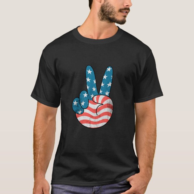 USA flagga Fredstecken Hand 4 juli Patriotic T Shirt (Framsida)
