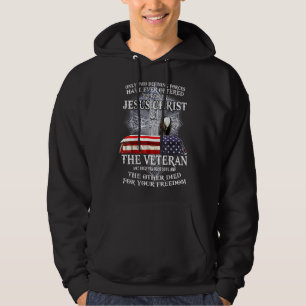 USA flagga fullständigt vaccinerat av Jesus blod T Hoodie