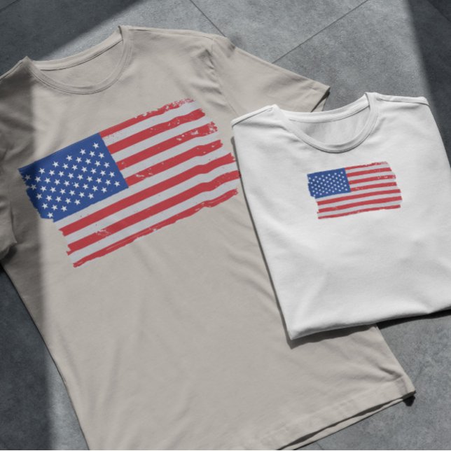 USA flagga Grunge T Shirt (Skapare uppladdad)