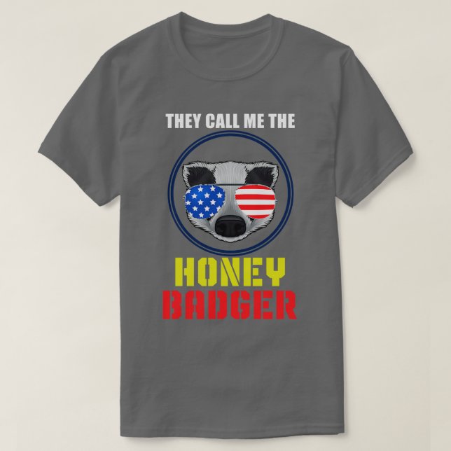 USA FLAGGA HONEY BADGER T SHIRT (Design framsida)
