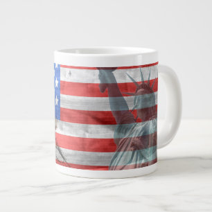 USA flagga med soldat och Frihetsgudinnan Jumbo Mugg