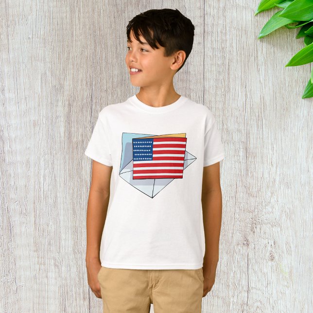 USA flagga på ett kort T Shirt (Skapare uppladdad)