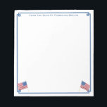 USA flagga Patriotic American Personlig Anteckningsblock<br><div class="desc">Ett anteckningsblock för snyggt som du kan anpassa med din egen text, inklusive ett namn. Utformningen har ett grekiskt Nyckel-hörn gräns med vattenfärgen USA flagga bilder (som jag ursprungligen målade upp innan den skannades in i digital form). . Du kan ändra färg i gräns (för närvarande en mellblått) genom att...</div>