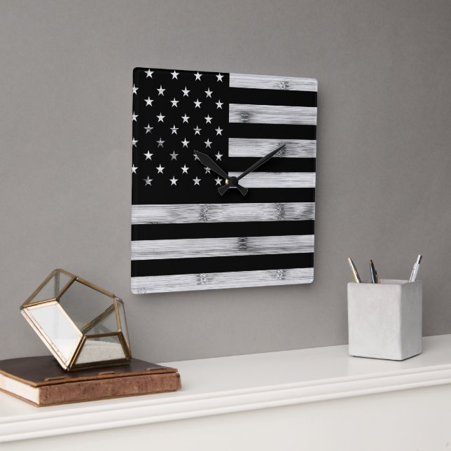 USA flagga Rustic Wood Black White Patriotic Ameri Fyrkantig Klocka (Kontor)