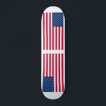 USA flagga Skateboard Förenta staterna<br><div class="desc">USA - USA - Flagga - Patriotic - Independence day - Juli 4:e - Anpassadet - Välj / lägg till din unika text / Färg / bild - Gör din Speciella gåva - Ändra storlek och flytta eller ta bort eller lägg till inslag / bild med anpassning av verktyg. Du...</div>