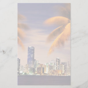 USA, Florida, Miami skyline vid dusk Brevpapper