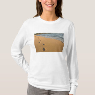 USA, Hawaii, Kauai, Kapa'a, strand. RF) T Shirt