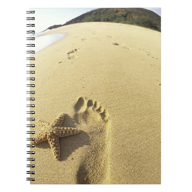USA, Hawaii, Maui, Makena Beach, Footprint och Anteckningsbok Med Spiral (Framsidan)