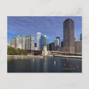 USA, Illinois, Chicago skyline över floden Vykort