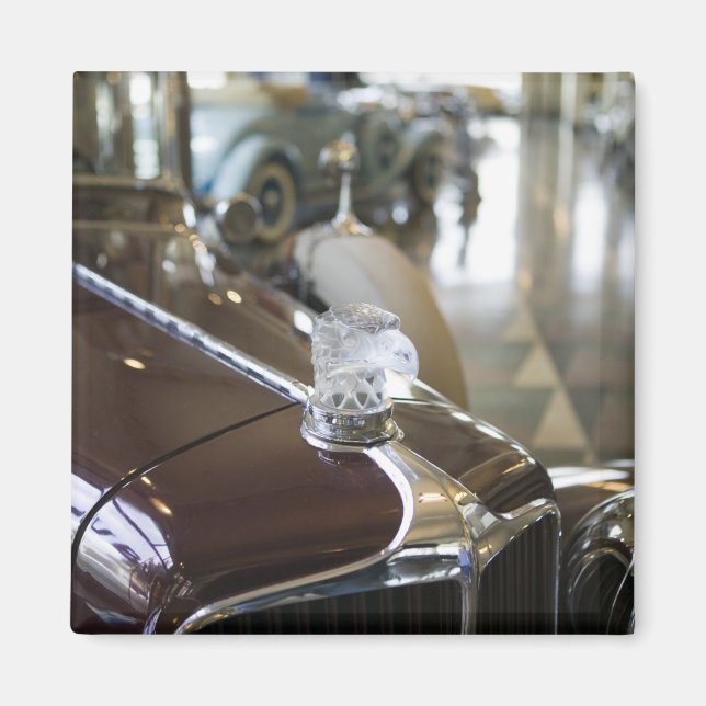USA, Indiana, Auburn: Auburn, Cord, Duesenberg 9 Magnet (Framsidan)