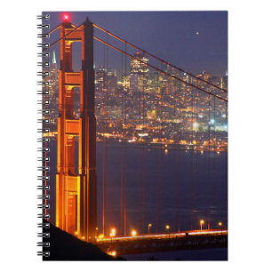 USA, Kalifornien. Golden Gate-bron på natten Anteckningsbok Med Spiral