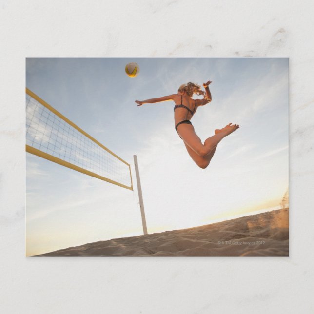 USA, Kalifornien, Los Angeles, kvinna som spelar 2 Vykort (Framsida)