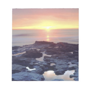 USA, Kalifornien, San Diego. Sunset Cliffs tidvatt Anteckningsblock