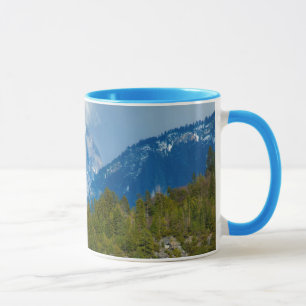 USA, Kalifornien. Utsikt över Half Dome i Yosemite Mugg