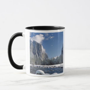 USA, Kalifornien, Yosemite NP. Mercedfloden, Mugg