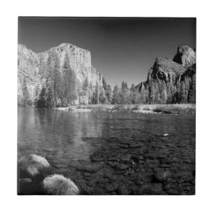 USA, Kalifornien. Yosemite Valley View Kakelplatta