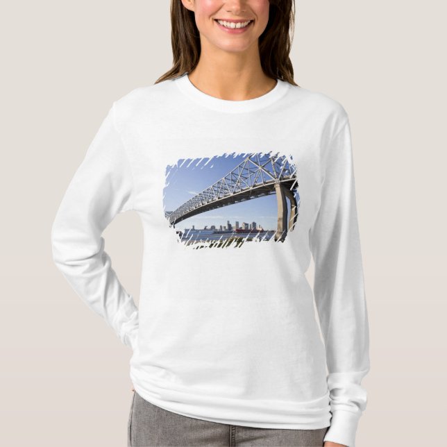 USA, Louisiana, New Orleans. Siluett från 2 T-shirt (Framsida)