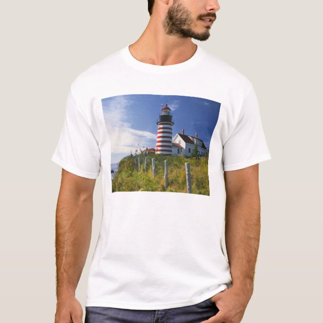 USA, Maine, Lubec. Väster Quoddy Head fyr Tee Shirt (Framsida)