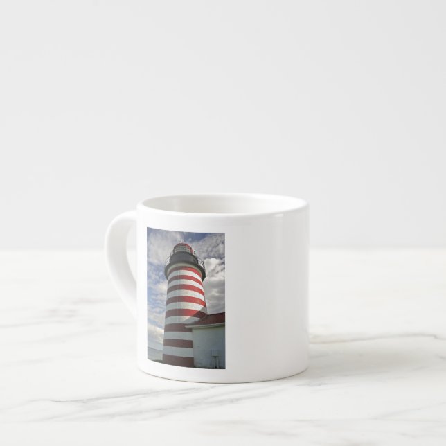 USA, Maine, Lubec. West Quoddy Head fyr Espressomugg (Framsida vänster)