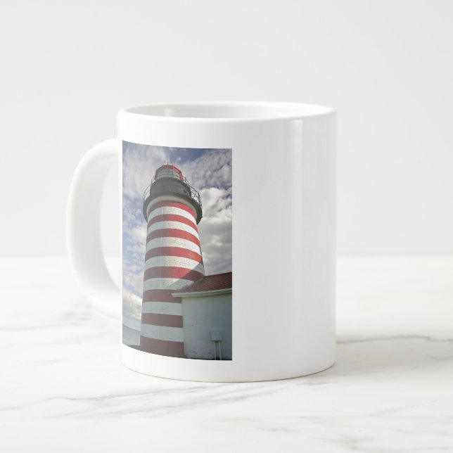 USA, Maine, Lubec. West Quoddy Head fyr Jumbo Mugg (Framsida vänster)