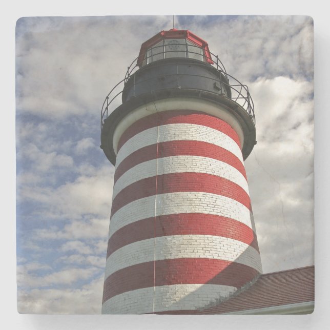 USA, Maine, Lubec. West Quoddy Head fyr Stenunderlägg (Framsidan)