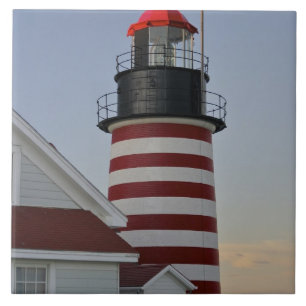 USA, Maine, Lubec. West Quoddy Head Lighthouse, Kakelplatta