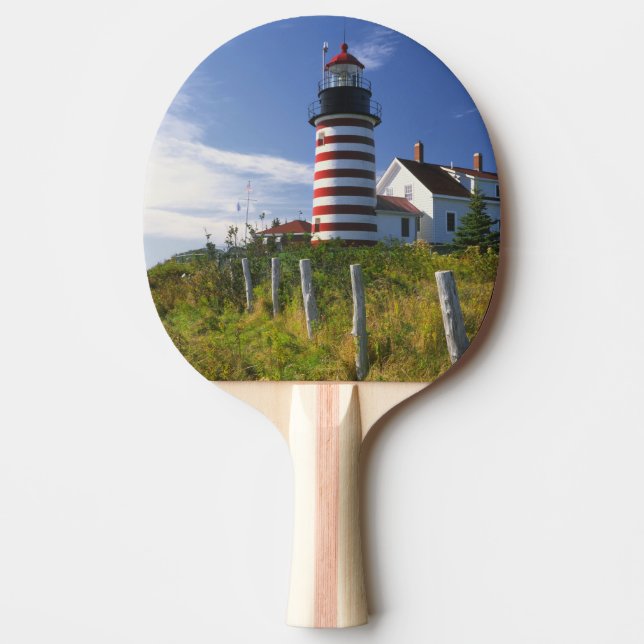 USA, Maine, Lubec. West Quoddy Head Lighthouse Pingisracket (Framsidan)
