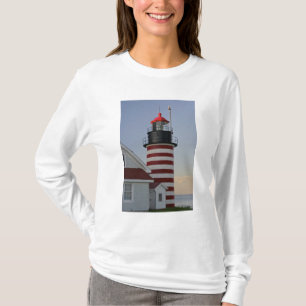 USA, Maine, Lubec. West Quoddy Head Lighthouse, Tee
