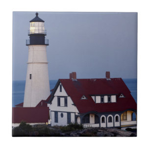USA, Maine, Portland, Cape Elizabeth, fyr Kakelplatta