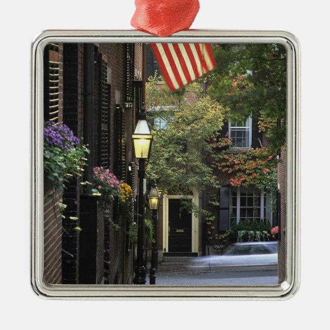 USA, Massachusetts, Boston, Beacon Hill. Julgransprydnad Metall (Framsidan)