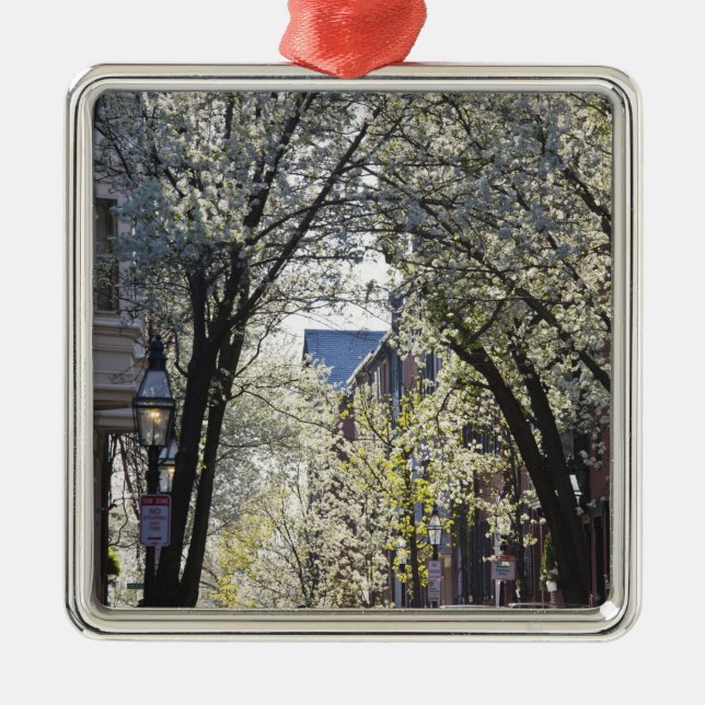 USA, Massachusetts, Boston, Beacon Hill. Julgransprydnad Metall (Framsidan)