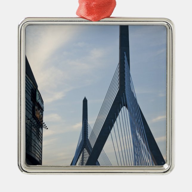 USA, Massachusetts, Boston. Zakim-bron. 2 Julgransprydnad Metall (Framsidan)