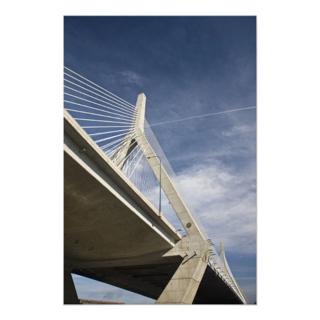 USA, Massachusetts, Boston. Zakim-bron. Fototryck (Framsidan)