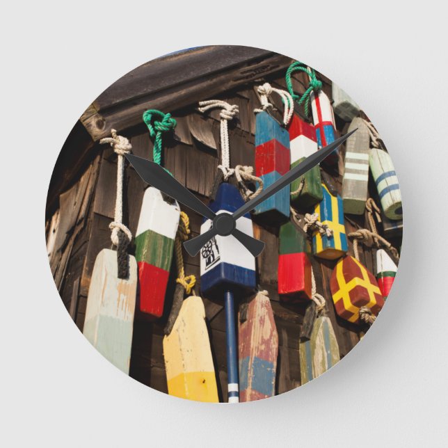 USA, Massachusetts, Gloucester, Lobster Buoys 2 Rund Klocka (Framsida)