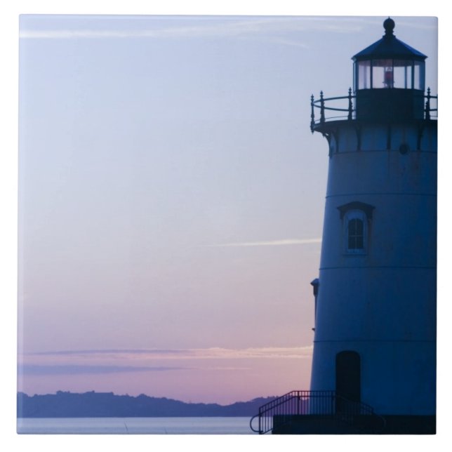 USA, MASSACHUSETTS, Martha's Vineyard: 2 Kakelplatta (Framsidan)