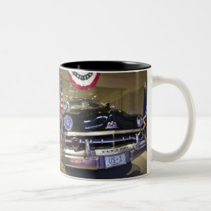USA, Michigan, Dearborn: Henry Ford Museum, 2 Två-Tonad Mugg