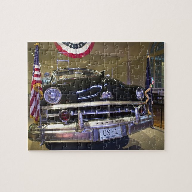 USA, Michigan, Dearborn: The Henry Ford Museum, 2 Pussel (Horisontell)