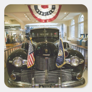 USA, Michigan, Dearborn: The Henry Ford Museum, Fyrkantigt Klistermärke