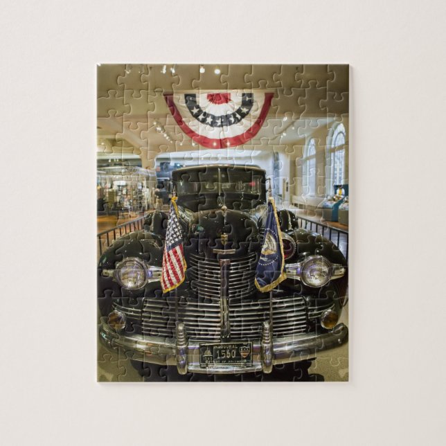 USA, Michigan, Dearborn: The Henry Ford Museum, Pussel (Vertikal)