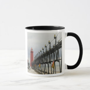 USA, Michigan, Lake Michigan Shore, Grand Haven: Mugg