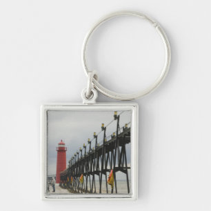 USA, Michigan, Lake Michigans strand, Grand Haven: Fyrkantig Silverfärgad Nyckelring