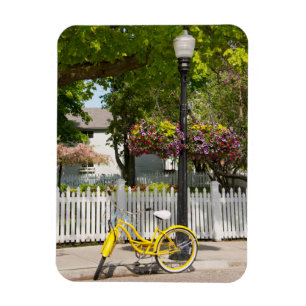 USA, Michigan, Mackinac Island. Gul cykel Magnet