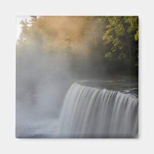 USA, Michigan, Övre halvön. Höst soluppgång Magnet