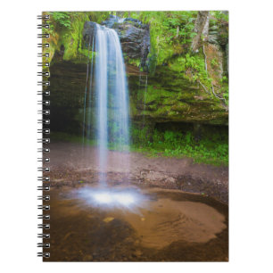 USA, Michigan. Scotts Falls i övre Michigan Anteckningsbok