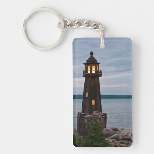 USA, Michigan. Trädgårdsdekoration fyr (Framsidan)